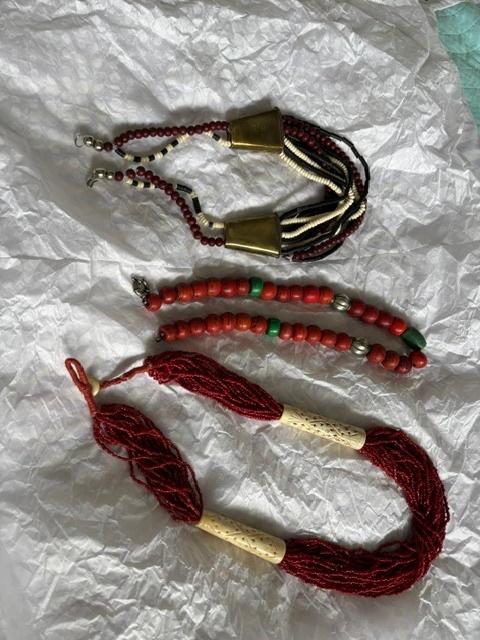 Etnische halssieraden, 3 stuks, Ophalen of Verzenden, Gebruikt, Overige kleuren, Overige materialen