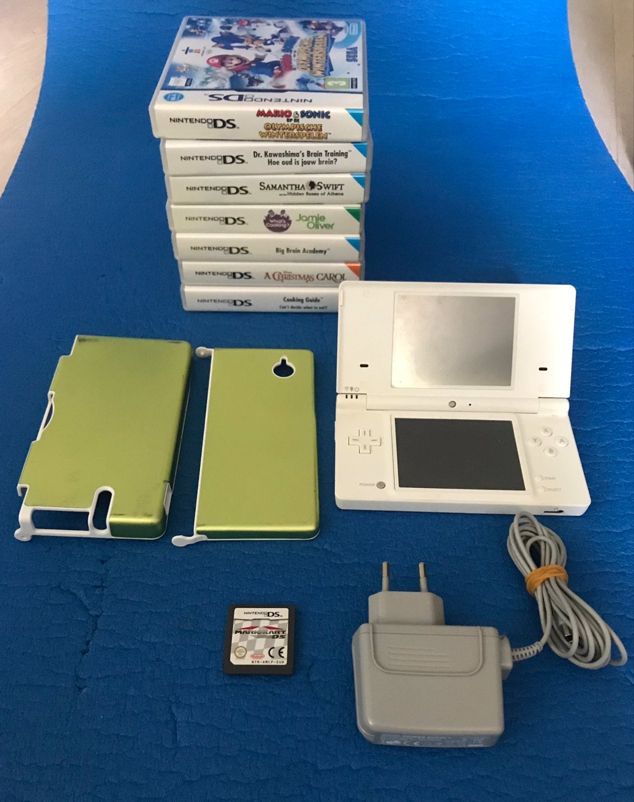 Nintendo DSI set met 8 spellen. (Nieuwstaat), Spelcomputers en Games, Wit, Dsi, Ophalen of Verzenden, Zo goed als nieuw