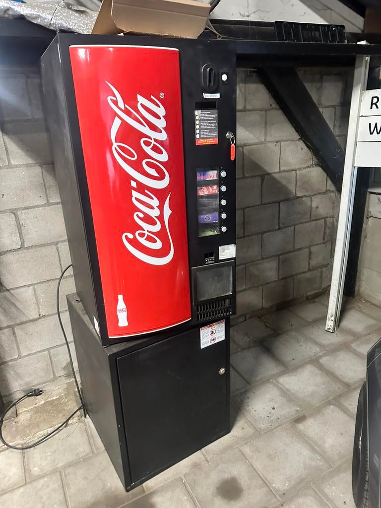 Coca cola automaat werkend op euros, Verzamelen, Ophalen of Verzenden, Zo goed als nieuw