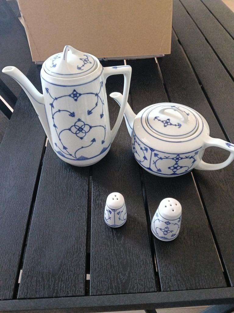 Blauw Saks Servies: Koffiepot, Theepot, Peper- en Zoutstel, Huis en Inrichting, Keuken | Servies, Ophalen of Verzenden