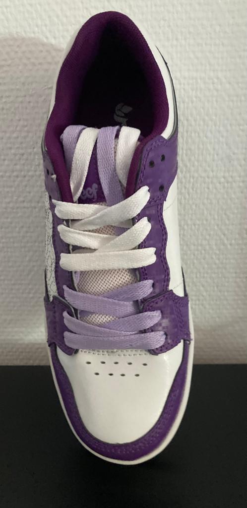 In Nieuwstaat Sneakers REEF (40), Sport en Fitness, Basketbal, Ophalen of Verzenden, Zo goed als nieuw, Schoenen