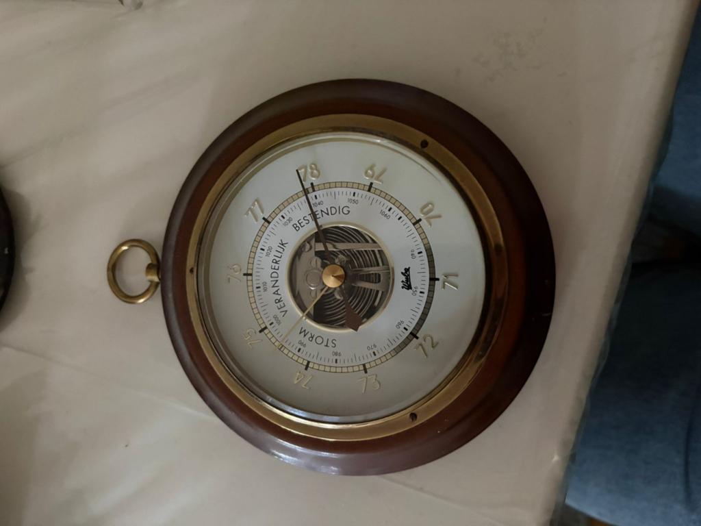 Wuba barometer uit jaren 80, Ophalen