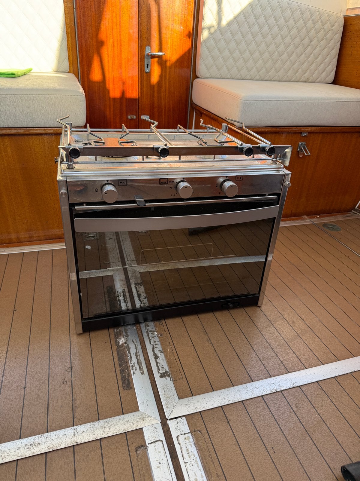 Boot of camper oven met fornuis, Ophalen, Zo goed als nieuw