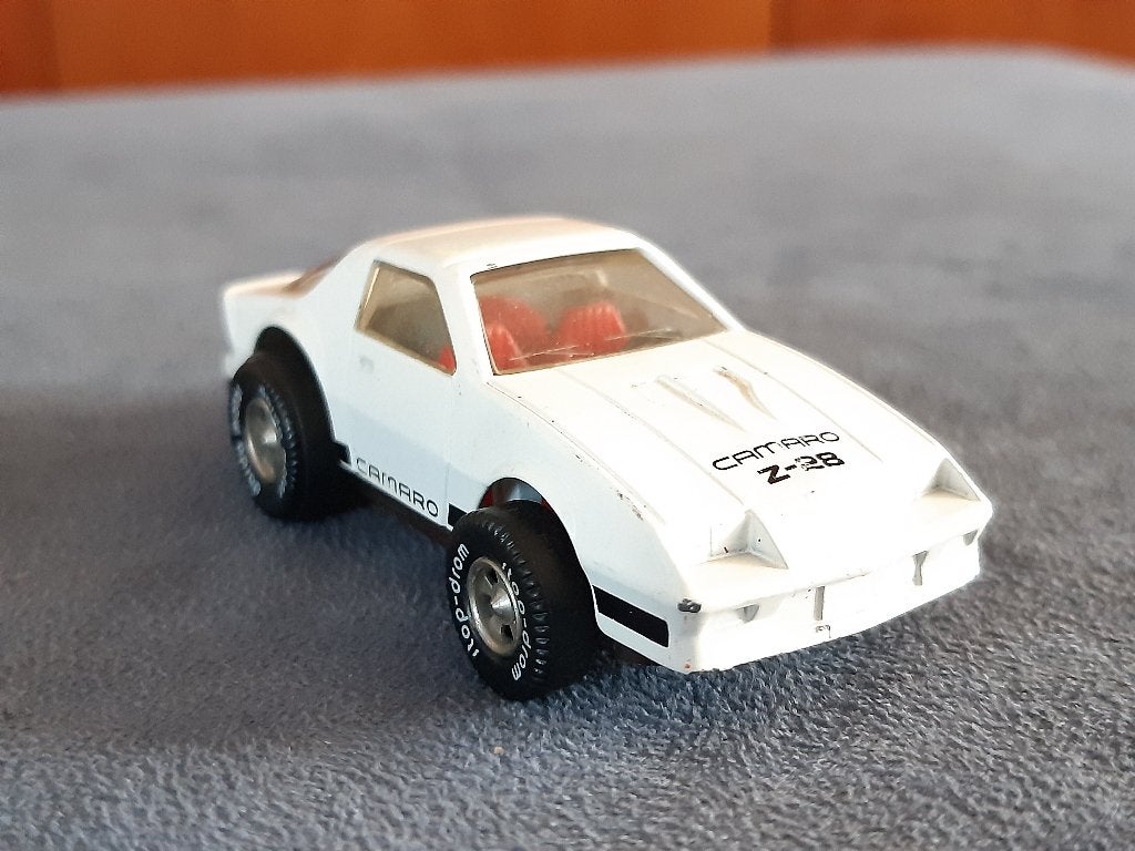 Darda Camaro Z-28 wit, Kinderen en Baby's, Ophalen of Verzenden, Gebruikt, Opwindmechanisme, Overige merken