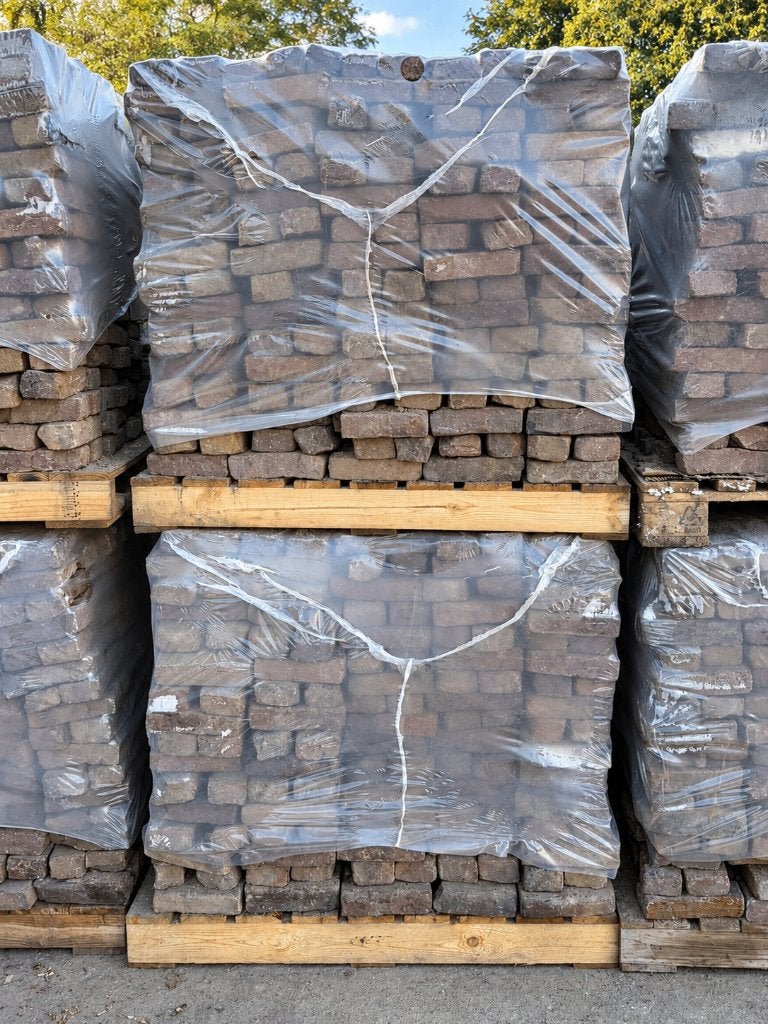 Oude hard gebakken waaltjes 20x5 cm genuanceerd – 2.000 m², Gebruikt, Keramiek, Klinkers, Ophalen of Verzenden