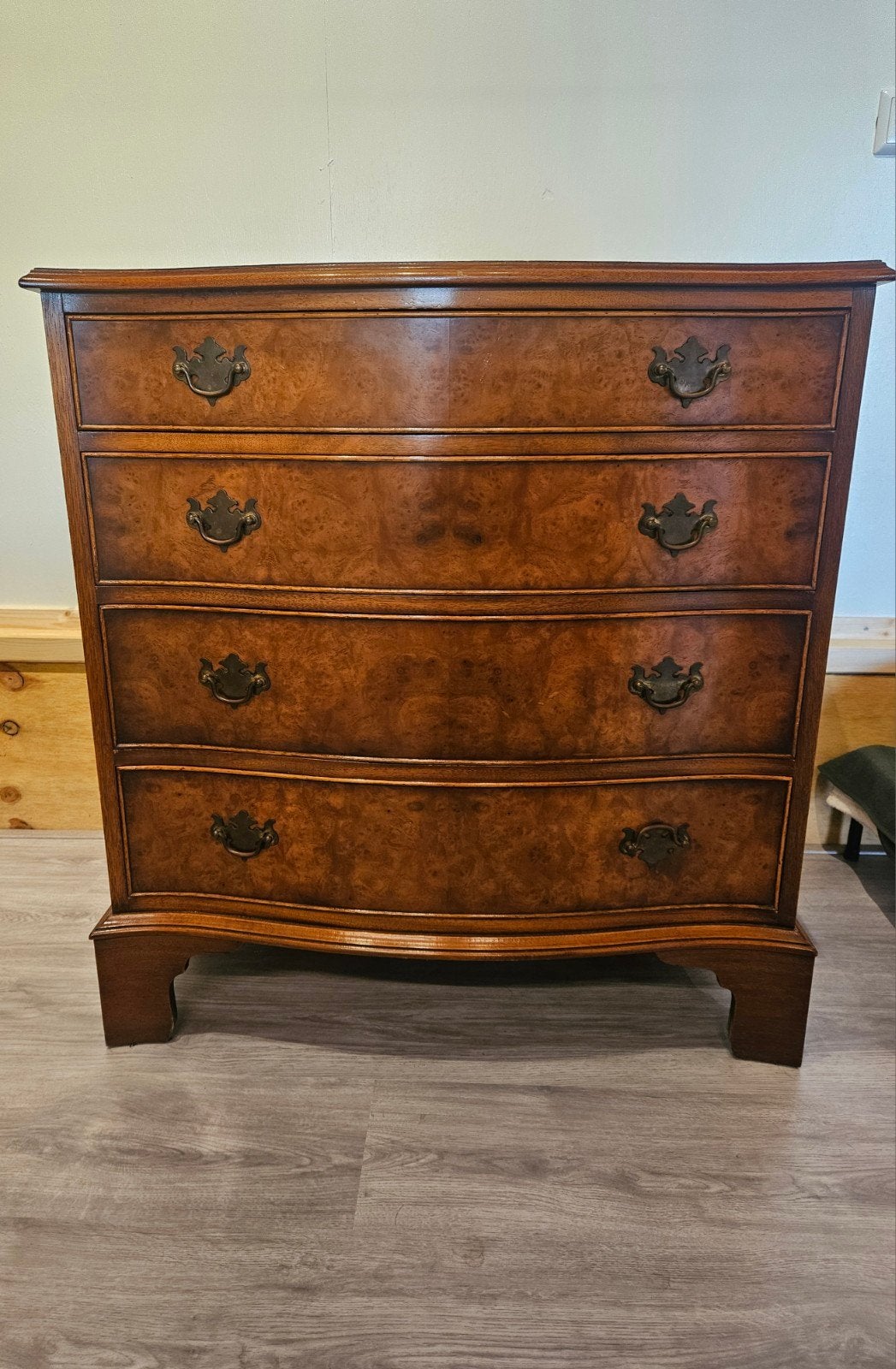 Reprodux Traditionele Engelse Commode met 4 Laden