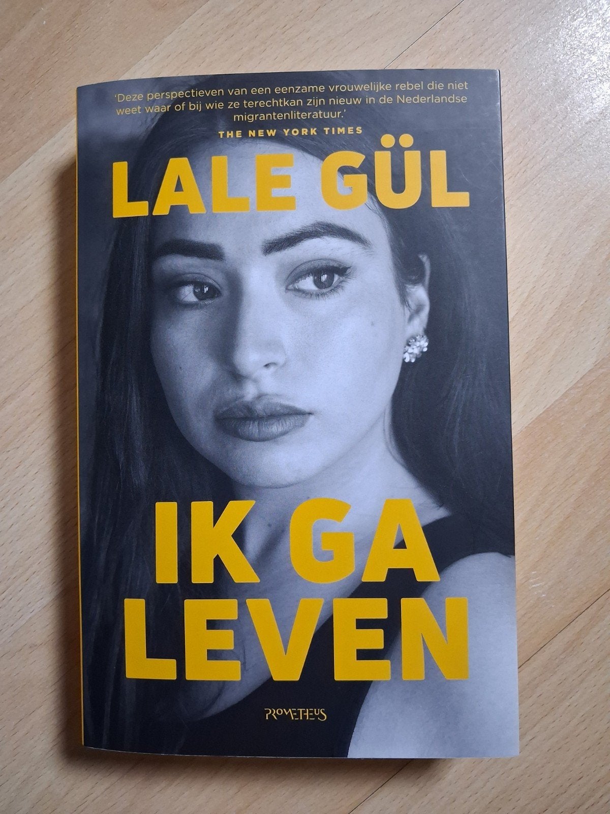 Lale Gül - Ik ga leven, Boeken, Ophalen of Verzenden, Zo goed als nieuw, Lale Gül