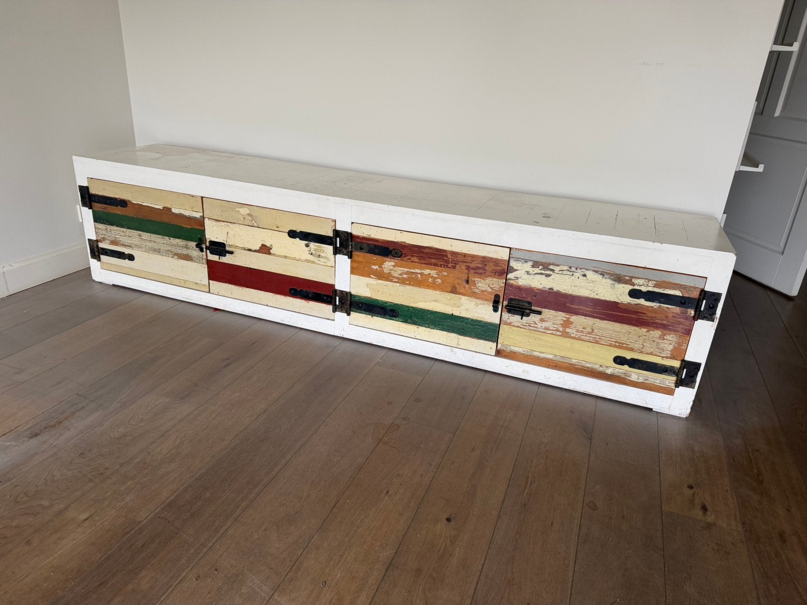 TV meubel van sloophout, Zo goed als nieuw, 200 cm of meer, Minder dan 100 cm, 25 tot 50 cm