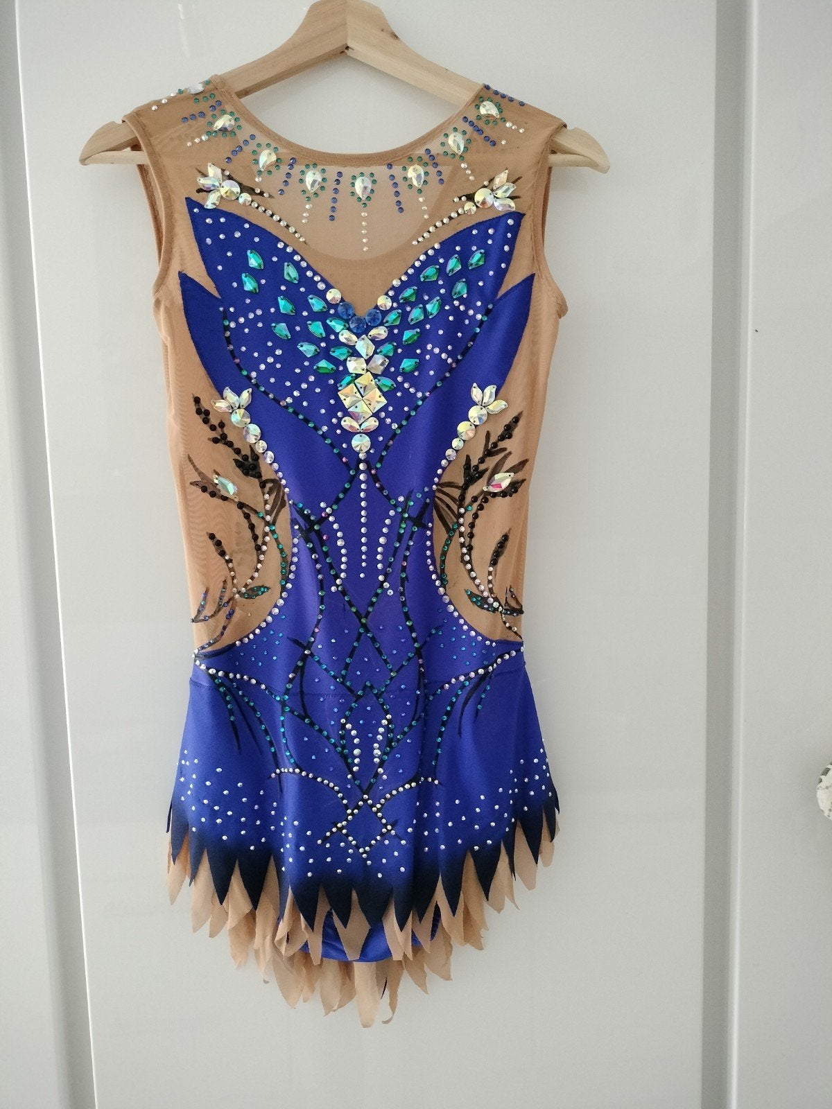 Turnpakje met steentjes en blauwe accenten, Ophalen of Verzenden, Kleding, Maat 36 (S), Overige thema's