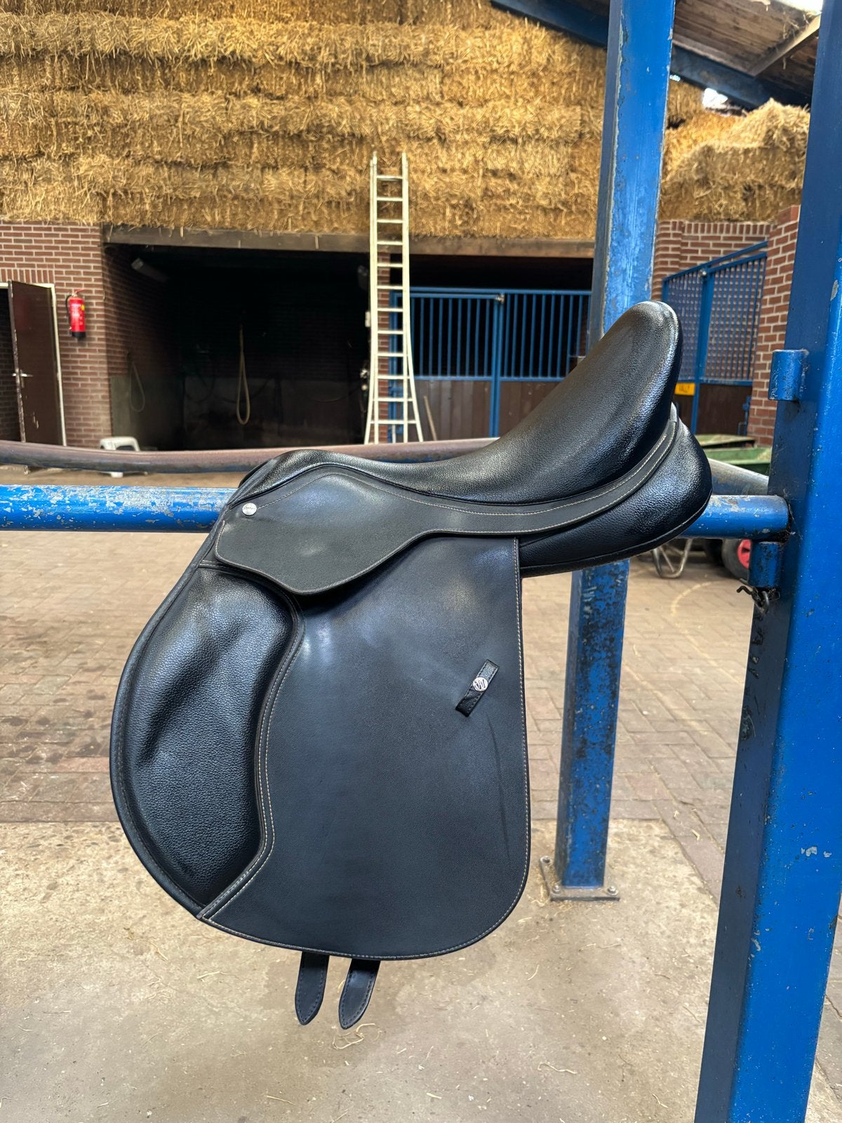 Wintec 500 Jump Springzadel, Ophalen, L (17.5 inch), Gebruikt, Wintec