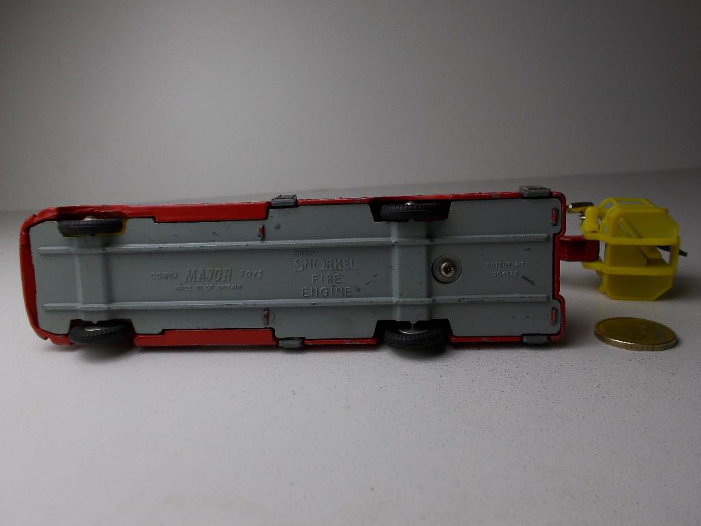 1964 Corgi MajorToys 1127 SIMON SNORKEL FIRE ENGINE Igst (C), Ophalen of Verzenden, Zo goed als nieuw, Bus of Vrachtwagen, Corgi