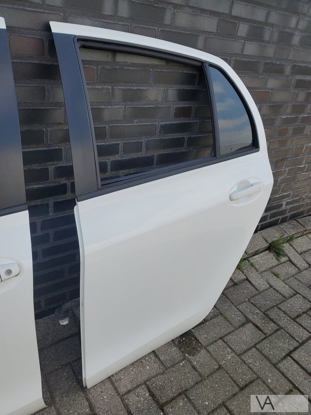 Toyota Yaris 2 2005 -2013 deur portier links achter wit €150, Gebruikt, -, Deur, -