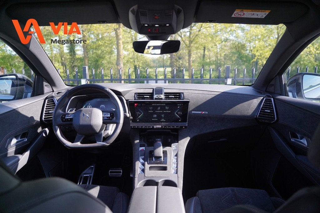 DS 7 Crossback 1.6 E-Tense PHEV | Performance Line | Alcanta, Auto's, DS, Gebruikt, Huisgarantie, 4 cilinders, Met garantie (alle)