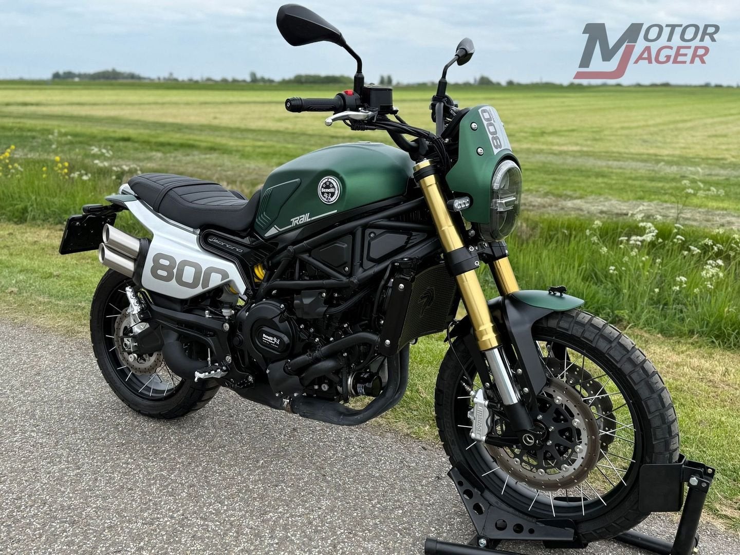 BENELLI LEONCINO 800 TRAIL - ZGAN! - ( scrambler 500 125 ), Motoren, 2 cilinders, Motorrijbewijs A, Bedrijf, Onbekend