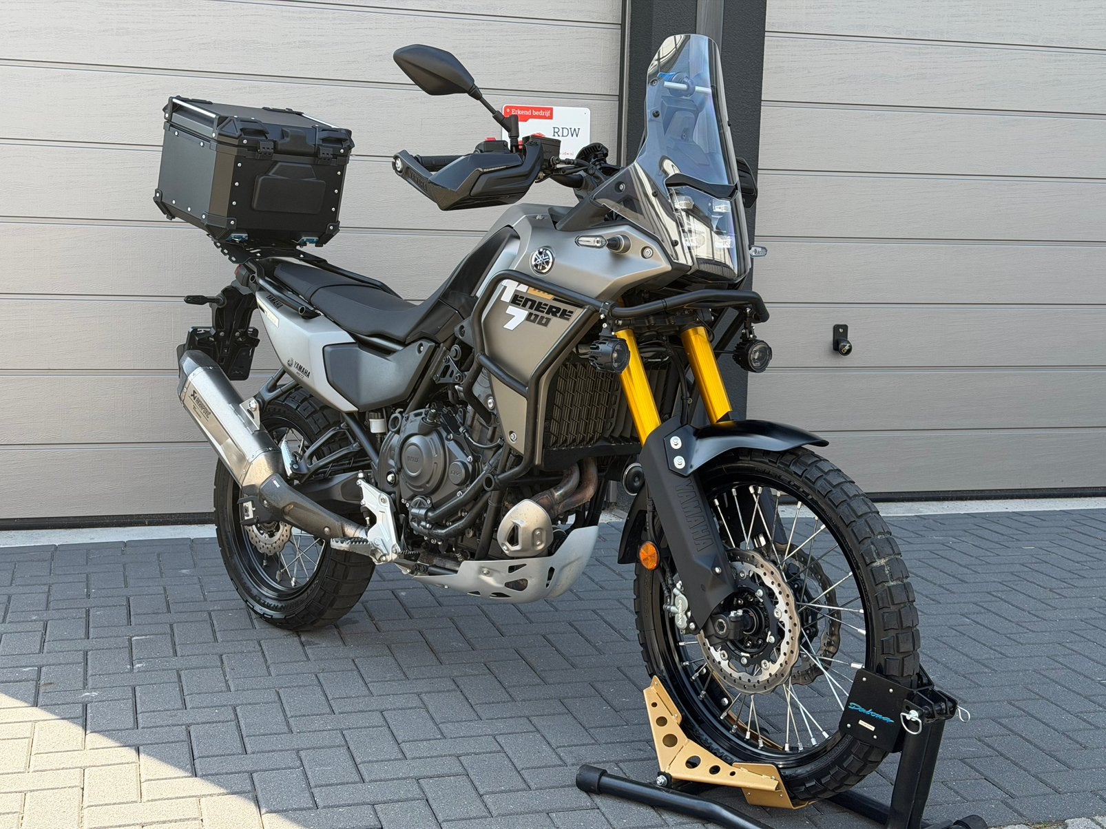 Yamaha Tenere 700 Akrapovic Quickshifter, Info@yamaha.nl, 2 cilinders, LED Verlichting, Yamaha