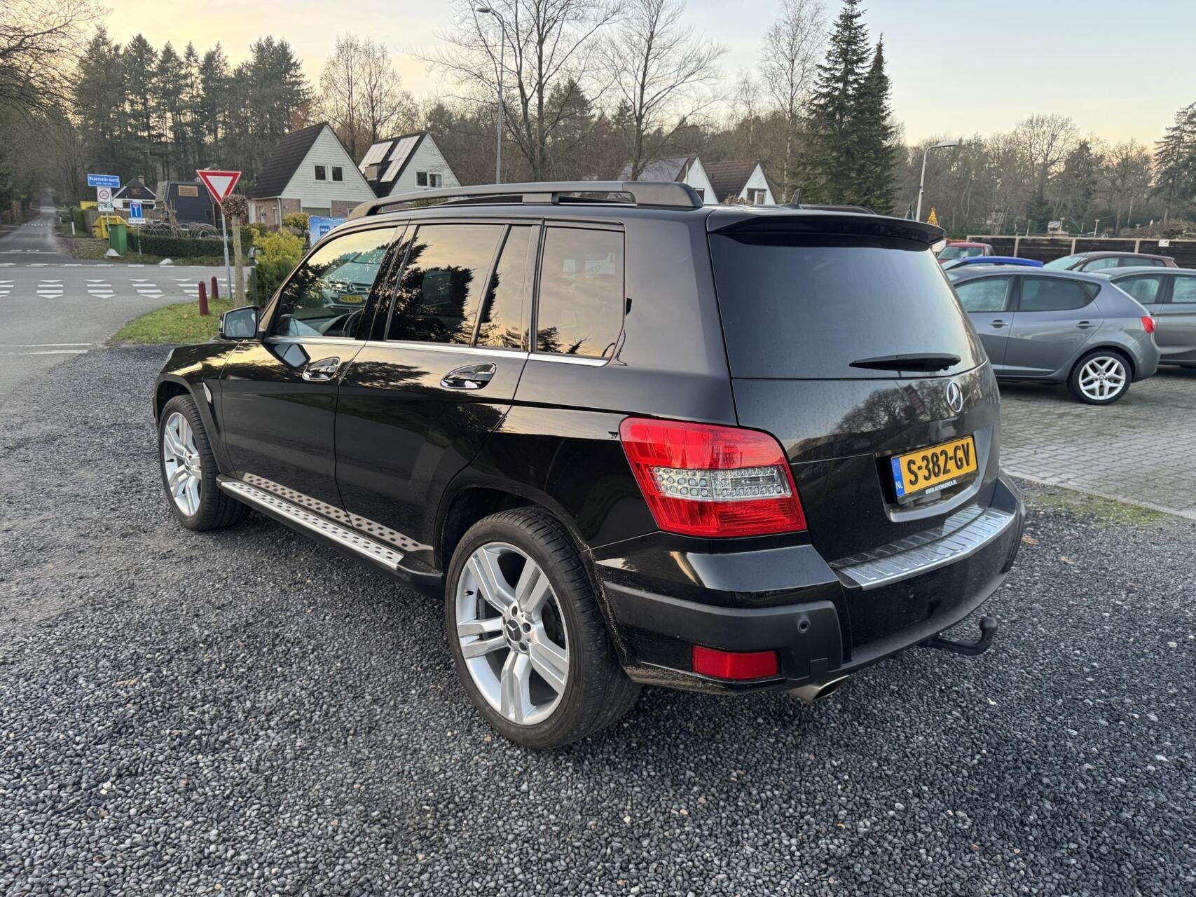 Mercedes GLK-klasse 350 First Edition 4x4 pano leer 20 inch, Automaat, Gebruikt, Vierwielaandrijving, 102 €/maand