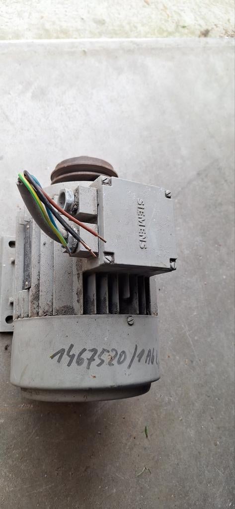 Siemens 3-fase motor 1.1 kW, 1410 rpm, Ophalen