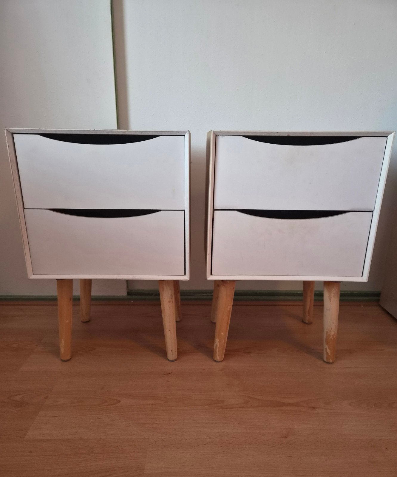 GRATIS - 2 nachtkastjes met lades, Ophalen, Gebruikt, Minder dan 45 cm, Minder dan 55 cm