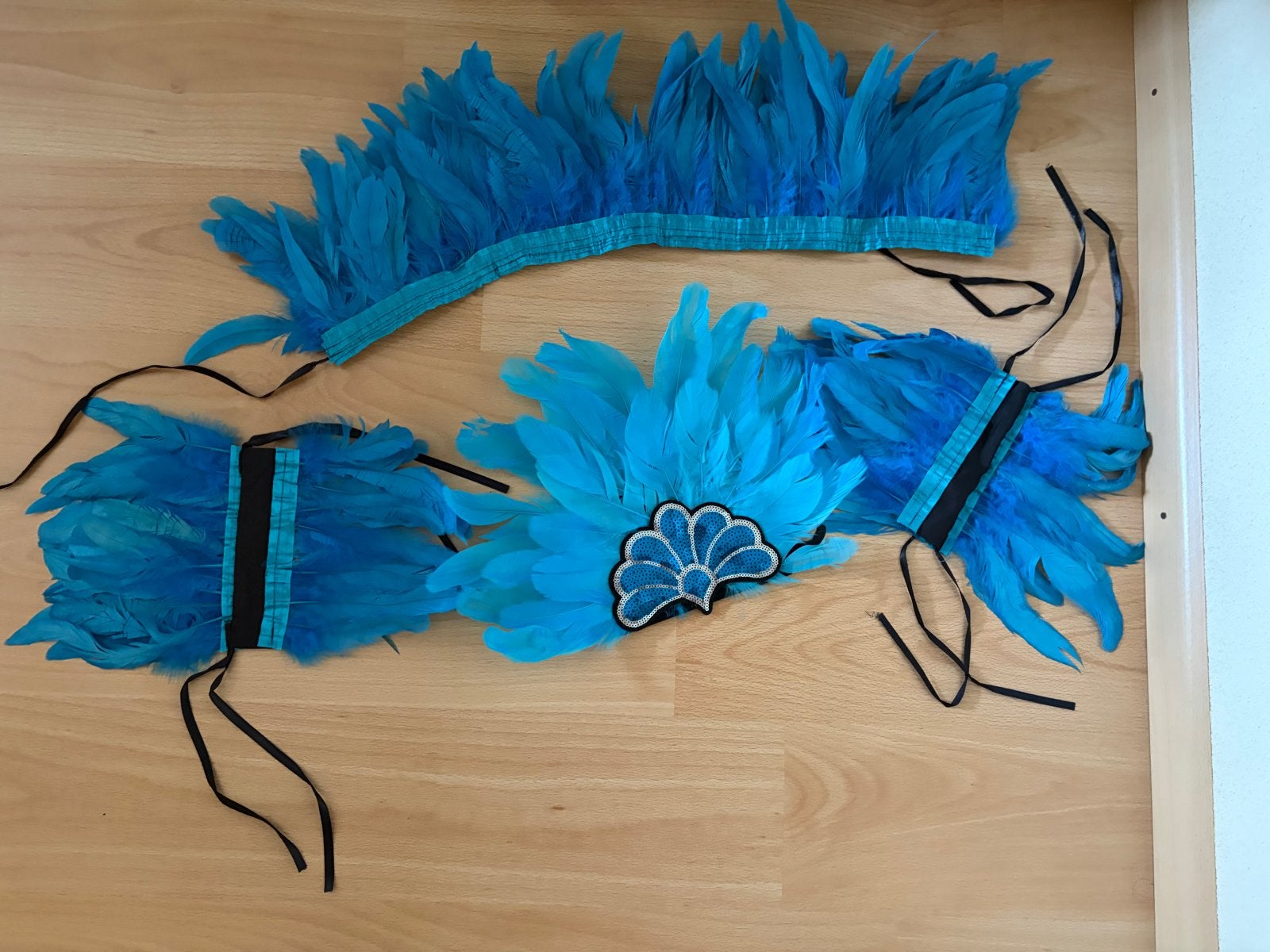 Vogel kostuum - Blauwe veren set, Ophalen of Verzenden, Zo goed als nieuw, Pak of Jurk