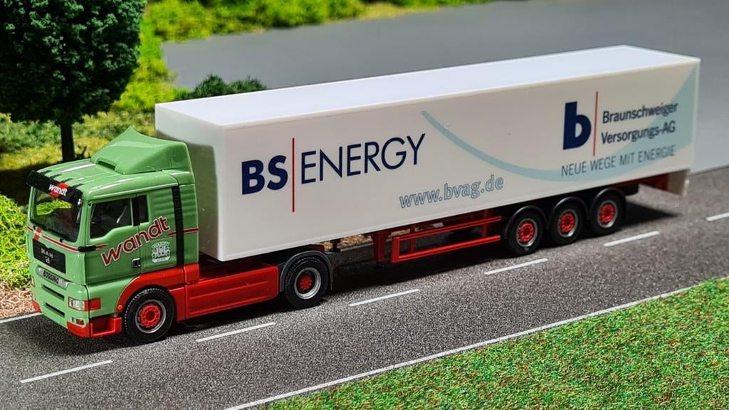 059 Herpa Wandt BS Energy MAN TGA kastentrailer, Ophalen of Verzenden, Nieuw, Bus of Vrachtwagen, Herpa