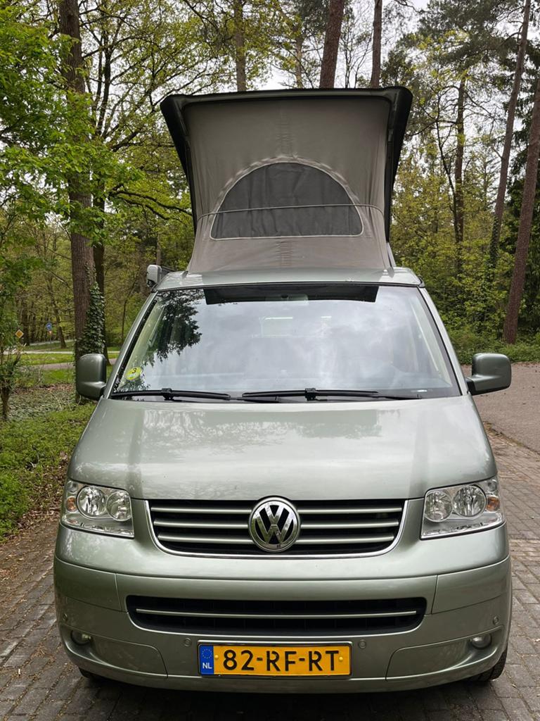 Originele Volkswagen T5 California buscamper 2,5 TDI, Buscamper of Camperbus, Volkswagen, Koelkast, Particulier