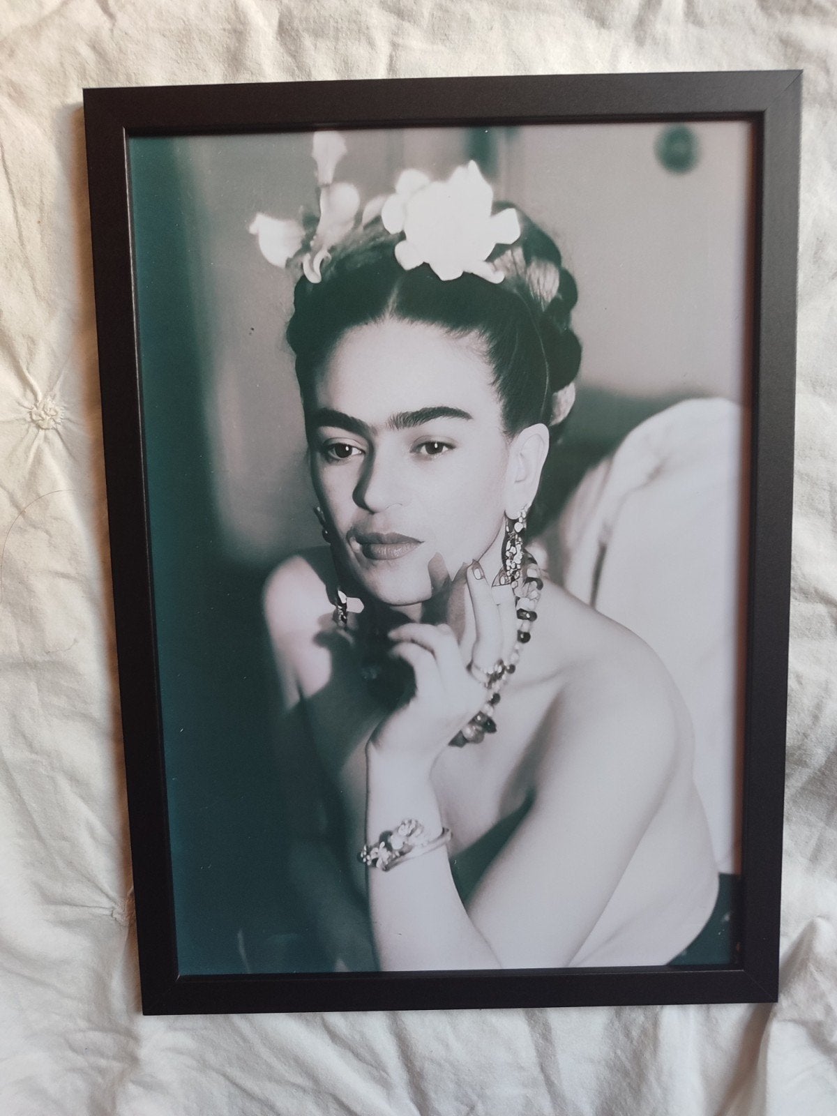 Frida Kahlo foto/poster 21x30cm, Minder dan 50 cm, Ophalen of Verzenden, Zo goed als nieuw, Foto of Poster
