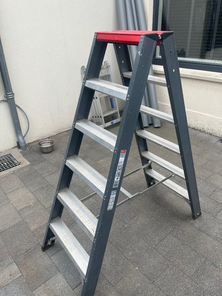altrex trap pro +, Ophalen, Zo goed als nieuw, Trap, Minder dan 2 meter