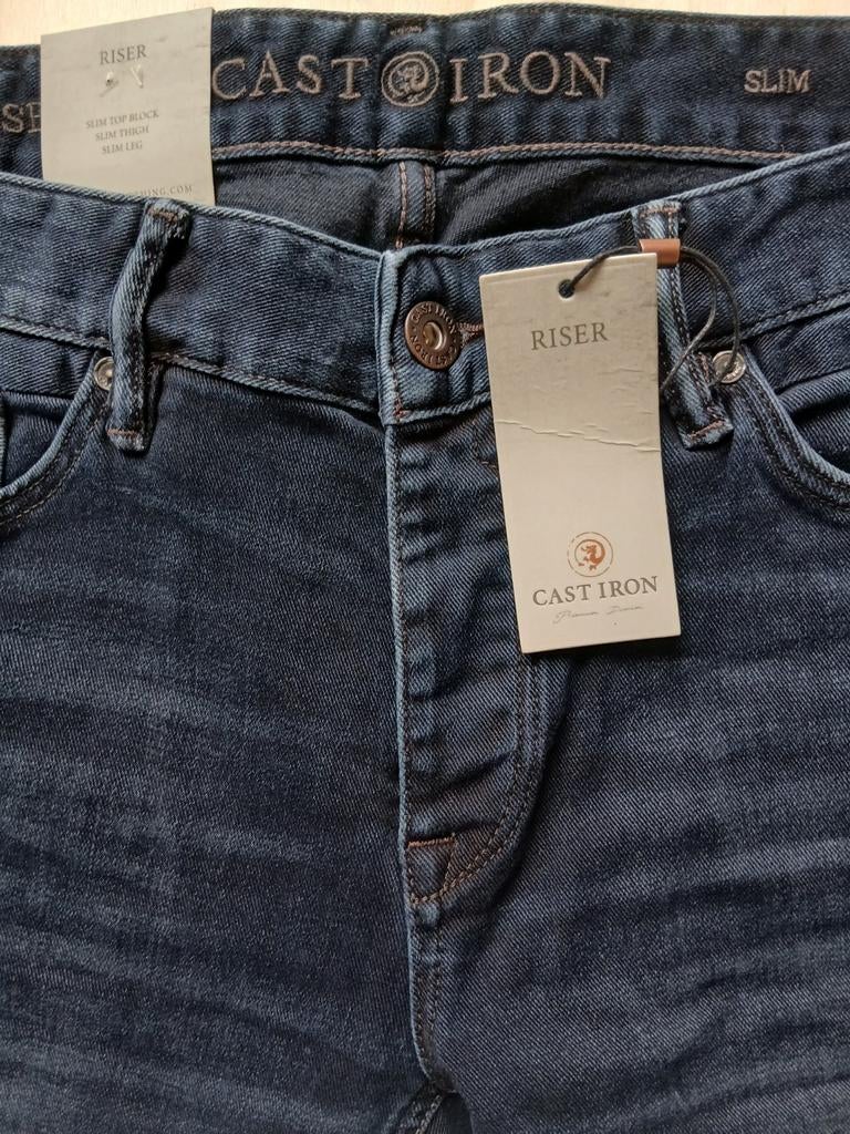 Cast Iron Riser slimfit jeans maat W33 L32, Blauw, Nieuw, Ophalen of Verzenden, W33 - W34 (confectie 48/50)