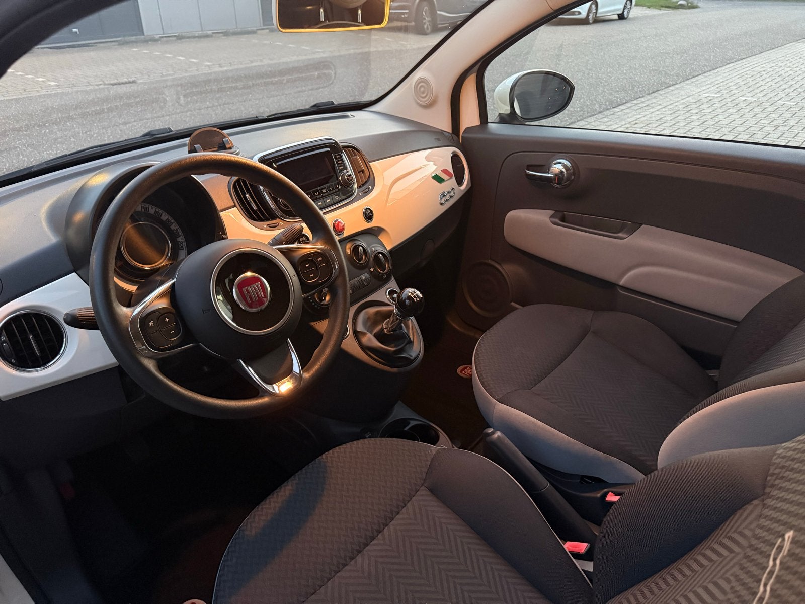 Foto 11 van Fiat 500 0.9 Twinair Turbo Popstar | AIRCO | LED | BOEKJES