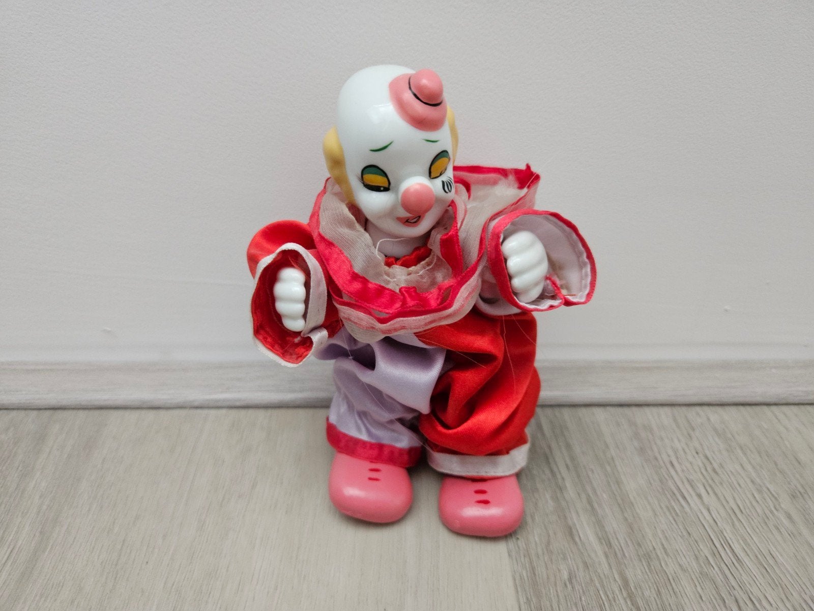 Vintage Porseleinen Clown Pop - Rood/Paars Kostuum, Ophalen of Verzenden, Zo goed als nieuw