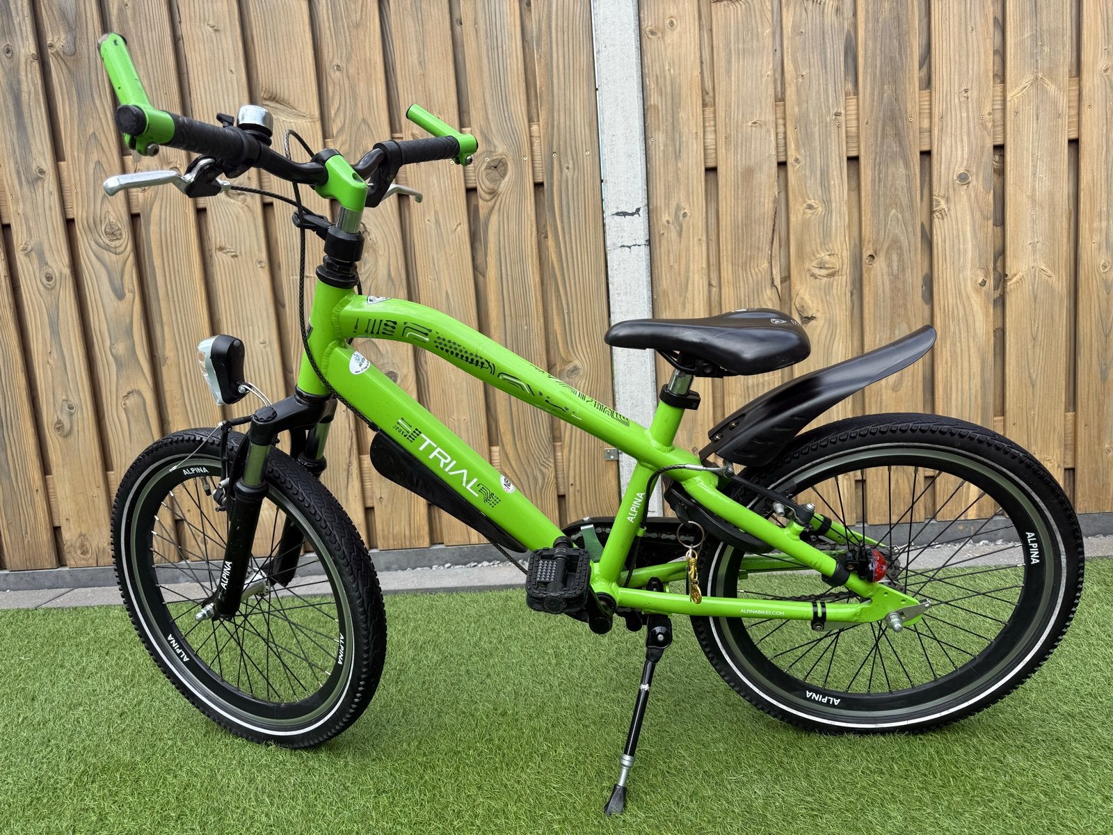Alpina Trial fiets 20 inch - Zo goed als nieuw, Fietsen en Brommers, Fietsen | Kinderfietsjes, Ophalen, Zo goed als nieuw, 20 inch of meer