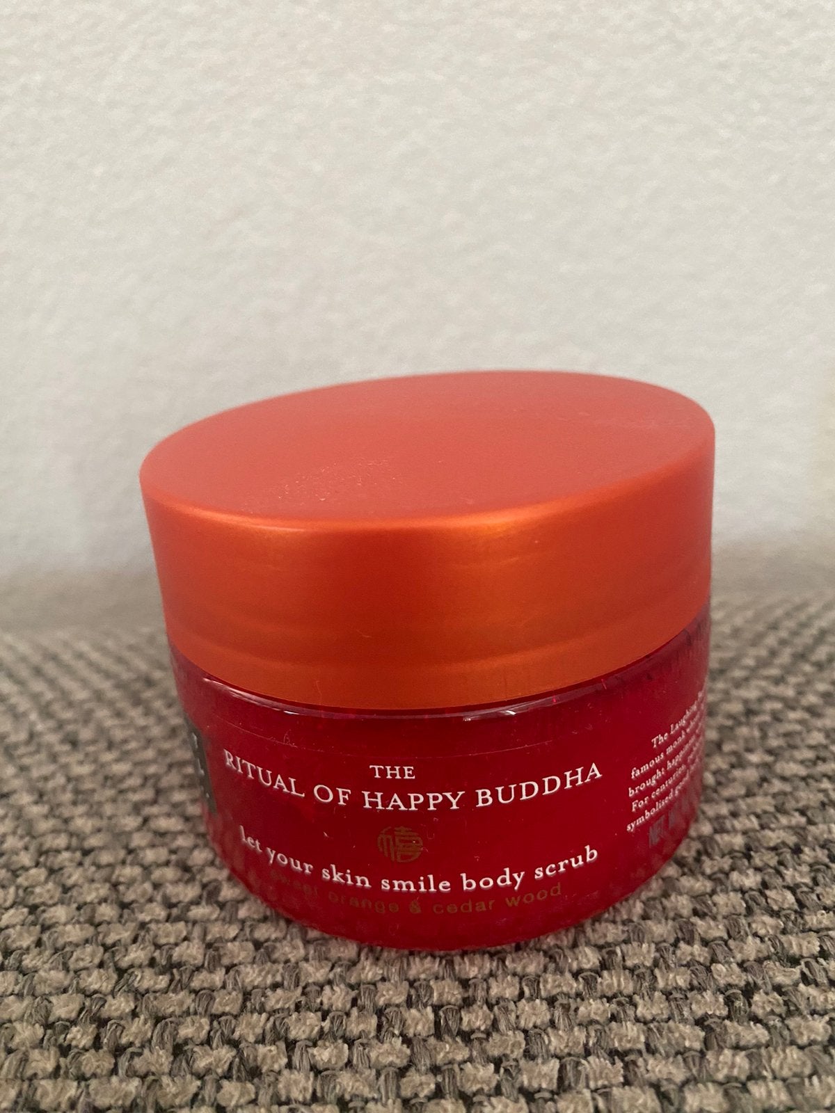 Ritual of Happy buddha body scrub, Sieraden, Tassen en Uiterlijk, Uiterlijk | Lichaamsverzorging, Ophalen of Verzenden, Nieuw