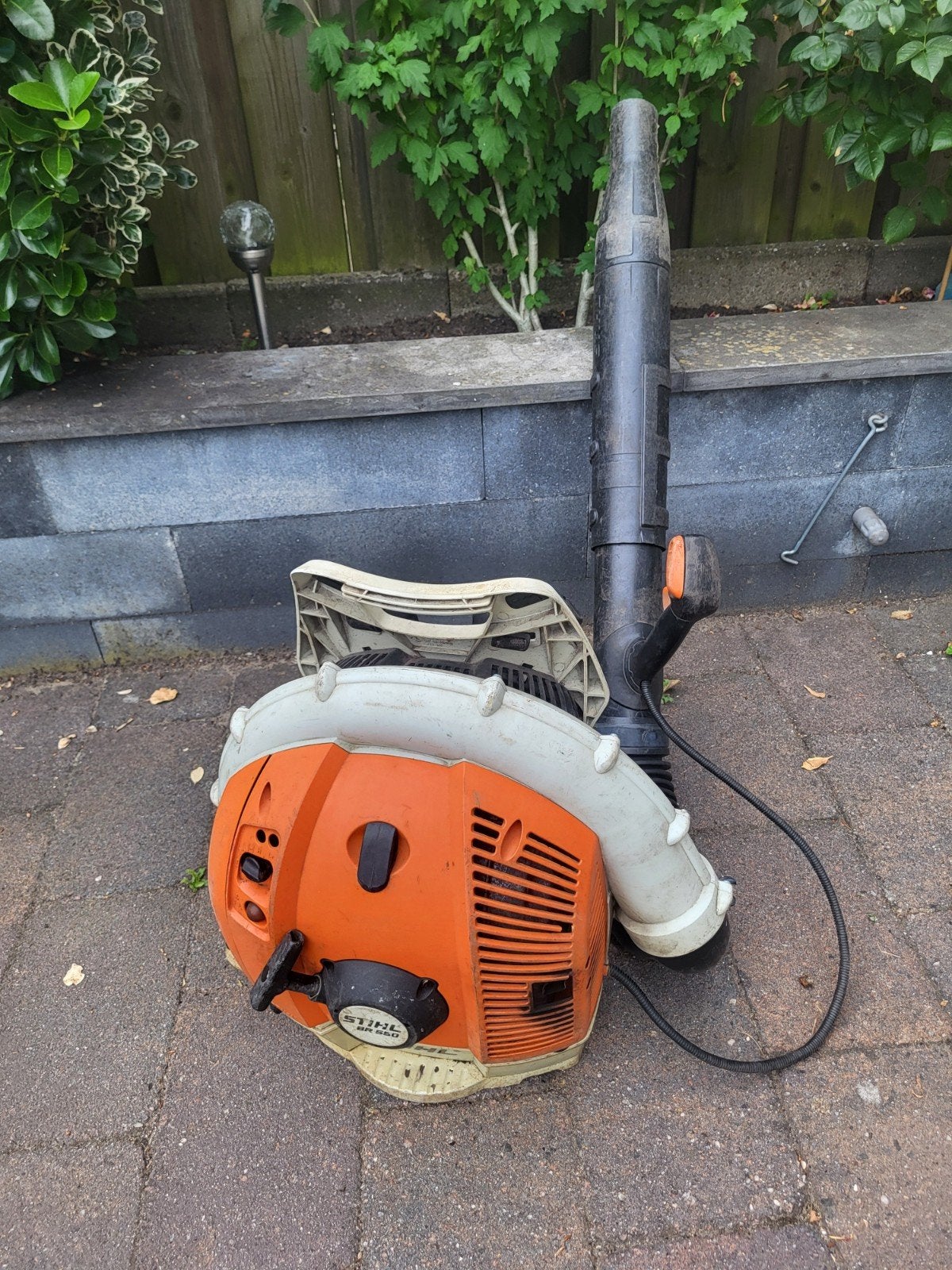 Stihl BR550 BR 550 benzine bladblazer

veel blaaskracht, Tuin en Terras, Gebruikt, Ruggedragen, Ophalen of Verzenden, Stihl