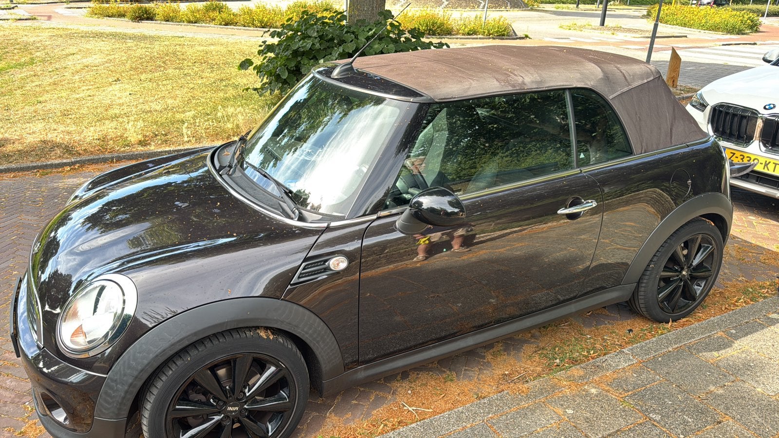 Mini Cabrio 1.6 ONE 2013 Bruin, Auto's, Voorwielaandrijving, Zwart, 4 cilinders, 4 stoelen