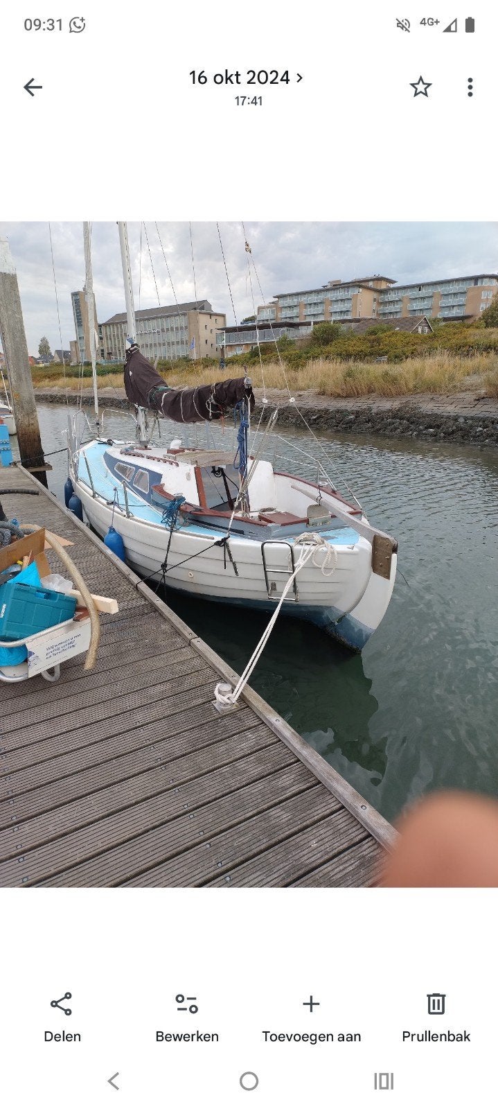 Noorse langkieler ligt op Terschelling, Watersport en Boten, Ophalen, 9 m, 15 pk, Diesel