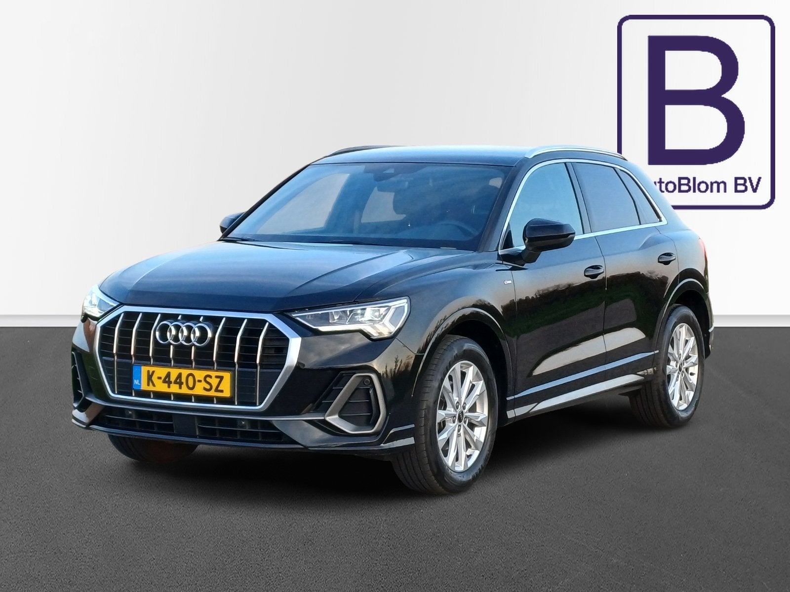 Audi Q3 35 TFSI S edition /B&O/3X S-line/Camera/18"/Trekh/NA, Auto's, 4 cilinders, 150 pk, 1505 kg, Leder en Stof