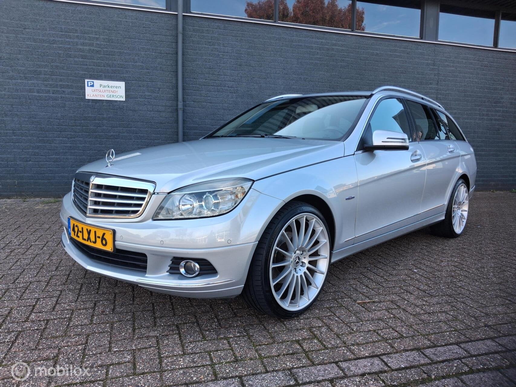 Mercedes C-klasse Estate 180 Automaat/Zeer mooie/Elegance, Automaat, Euro 5, Achterwielaandrijving, 1796 cc