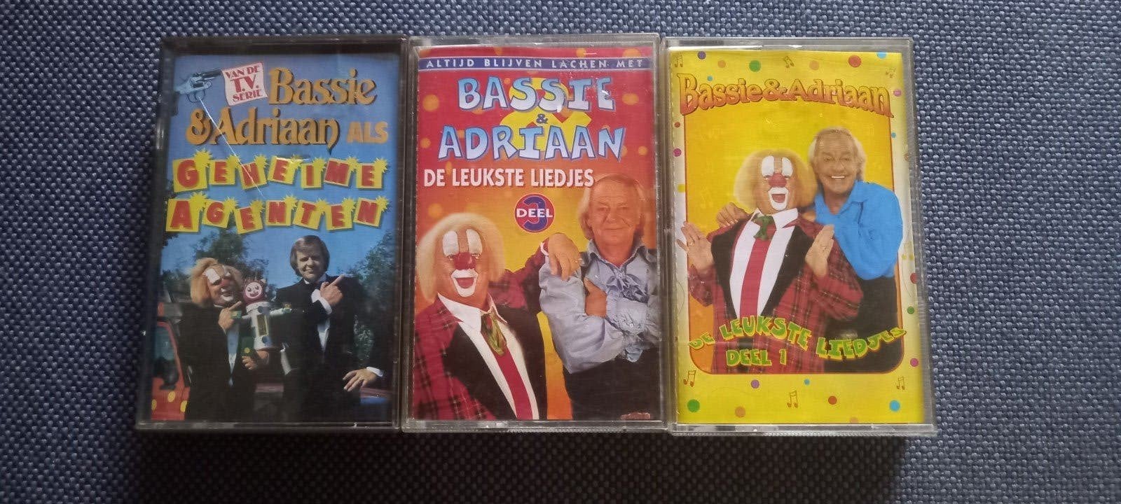 3 Bassie & Adriaan audiocassettes - De Leukste Liedjes, Cd's en Dvd's, Cassettebandjes, Kinderen en Jeugd, 1 bandje, Ophalen of Verzenden