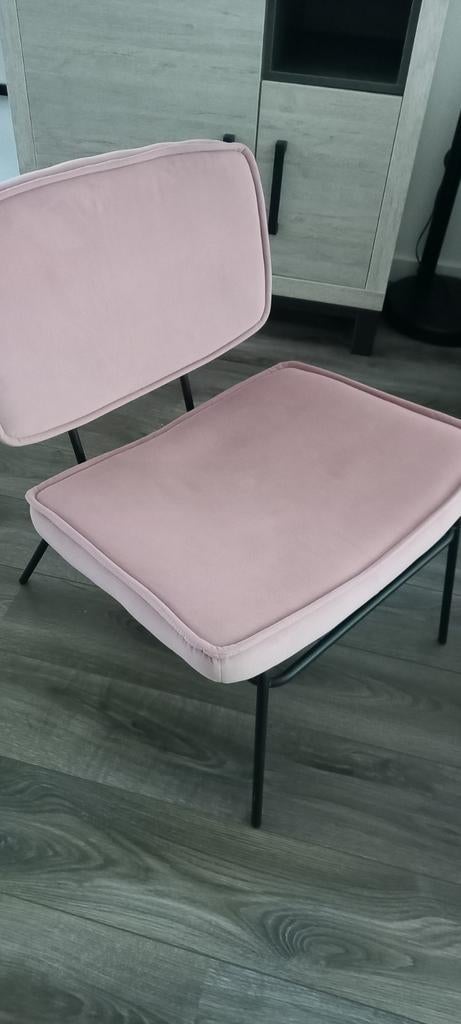 Roze stoel van knibbeler met metalen onderstel, Ophalen, Gebruikt, Overige kleuren, Stof