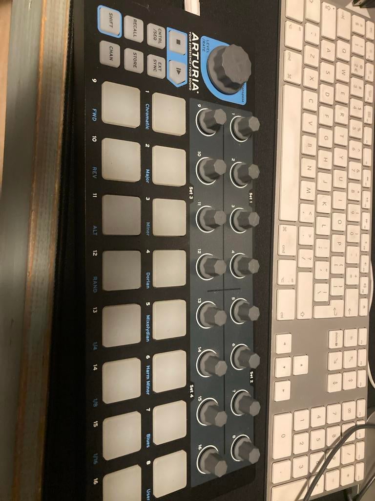 Arturia Beatstep MIDI Controller - Zo goed als nieuw, Overige merken, Zo goed als nieuw, Met midi-aansluiting, Overige aantallen