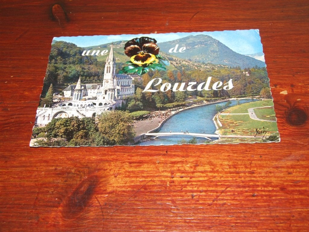 A112- Vintage Ansichtkaart Lourdes Frankrijk 1974, Verzenden, 1960 tot 1980, Gelopen, Frankrijk