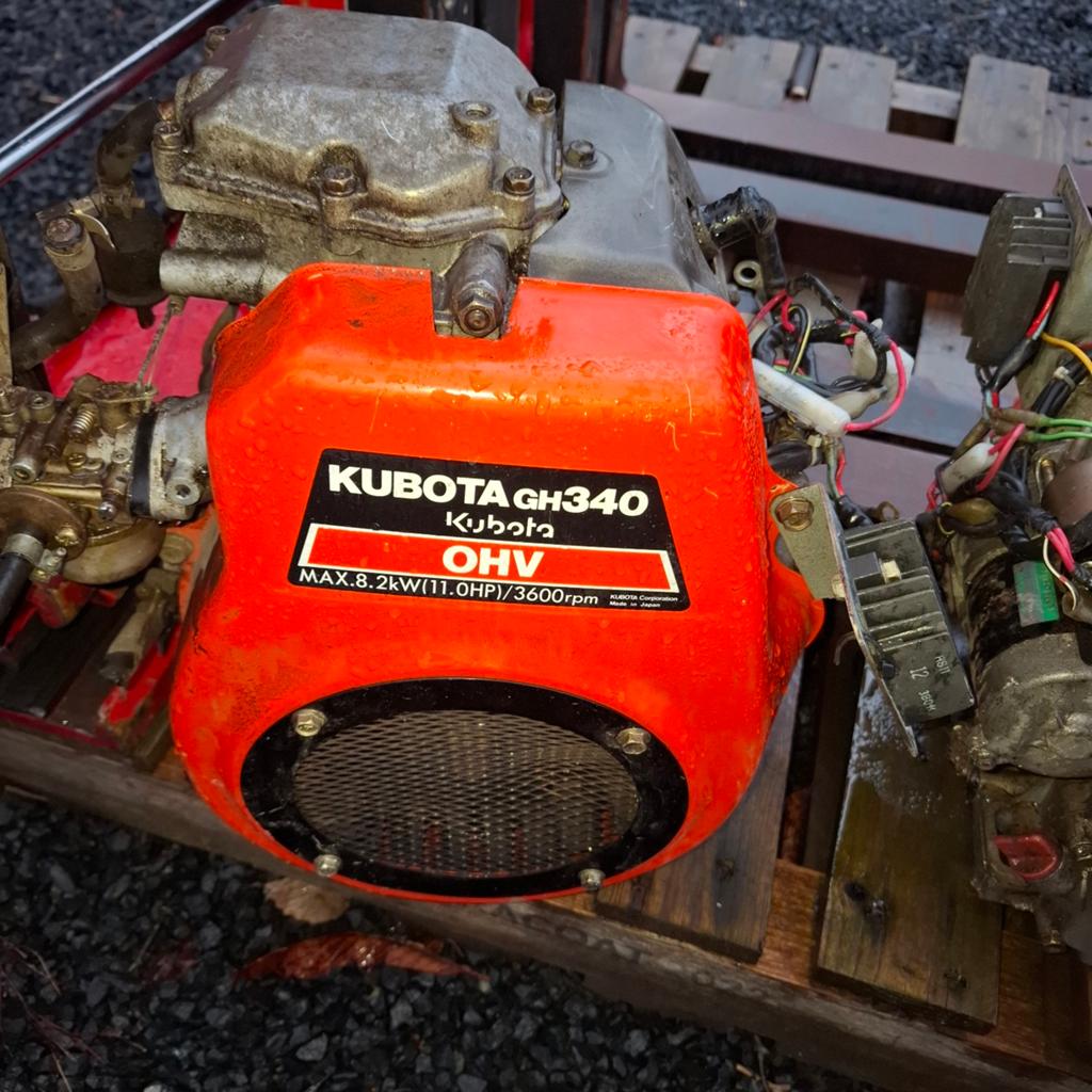 MOTOR KUBOTA GH 340 1 CILINDER 2 STUKS, Ophalen of Verzenden, 50 tot 100 cm, Minder dan 100 cm