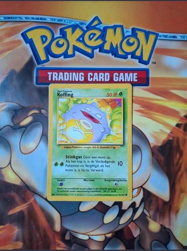 Koffing 51/102 Base set pokemon kaart, Ophalen of Verzenden, Gebruikt, Losse kaart