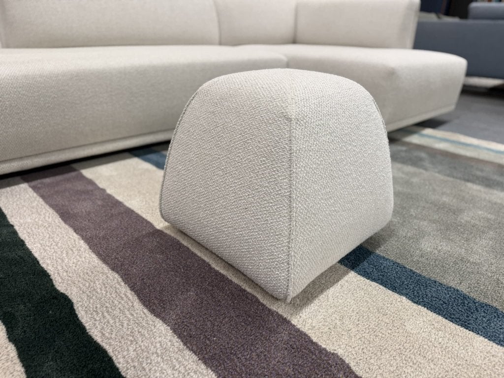 Nieuw Design on Stock BimBom 43 kruk voetenbank kaya swan, Minder dan 50 cm, Leolux, Info@leolux.nl, Vierkant