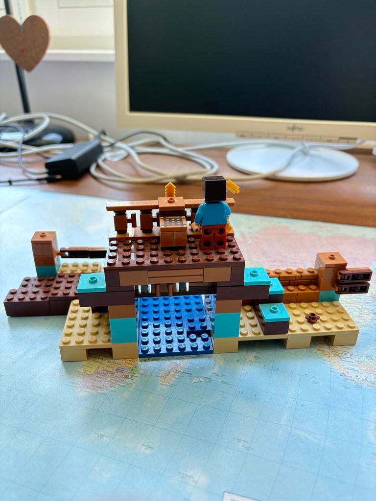 LEGO Minecraft 21135 ‘De knutseldoos’, Kinderen en Baby's, Speelgoed | Duplo en Lego, Ophalen of Verzenden, Zo goed als nieuw