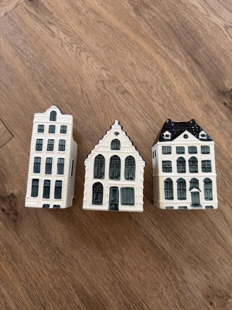 3 nieuwe KLM huisjes Nummers 67, 49, 48, Ophalen of Verzenden, Nieuw, 41 t/m 60, Gevuld