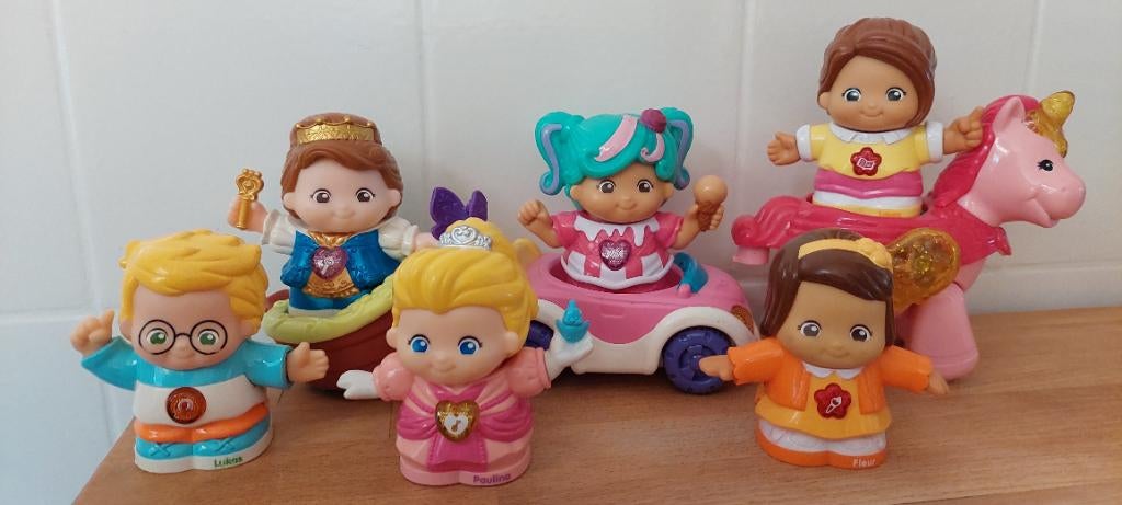 6 vtech poppetjes met voertuigen, Ophalen of Verzenden, 2 tot 4 jaar