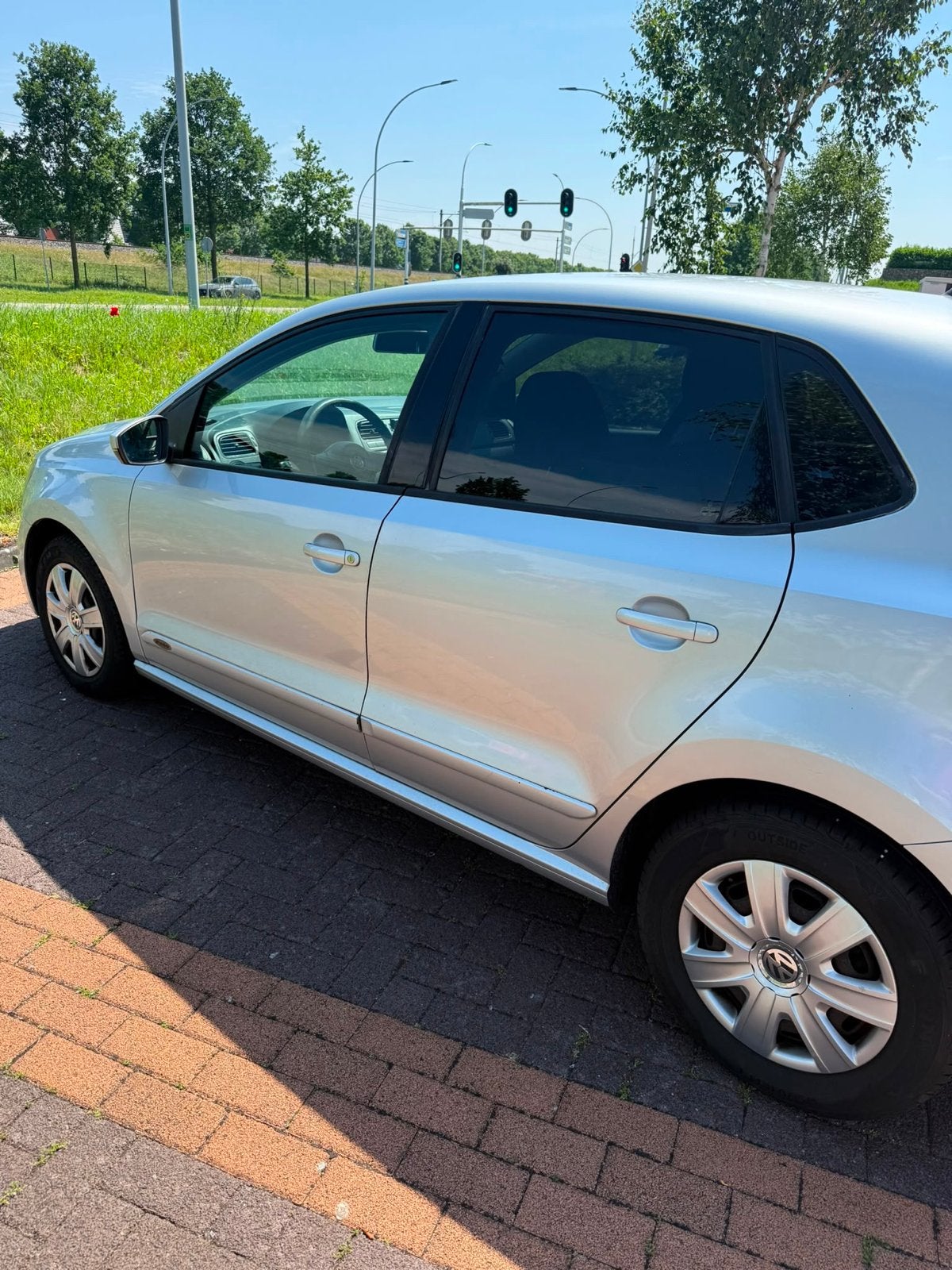 Volkswagen Polo 1.4 16V FSI 63KW 2010 Grijs, Voorwielaandrijving, 970 kg, 40 €/maand, 4 cilinders