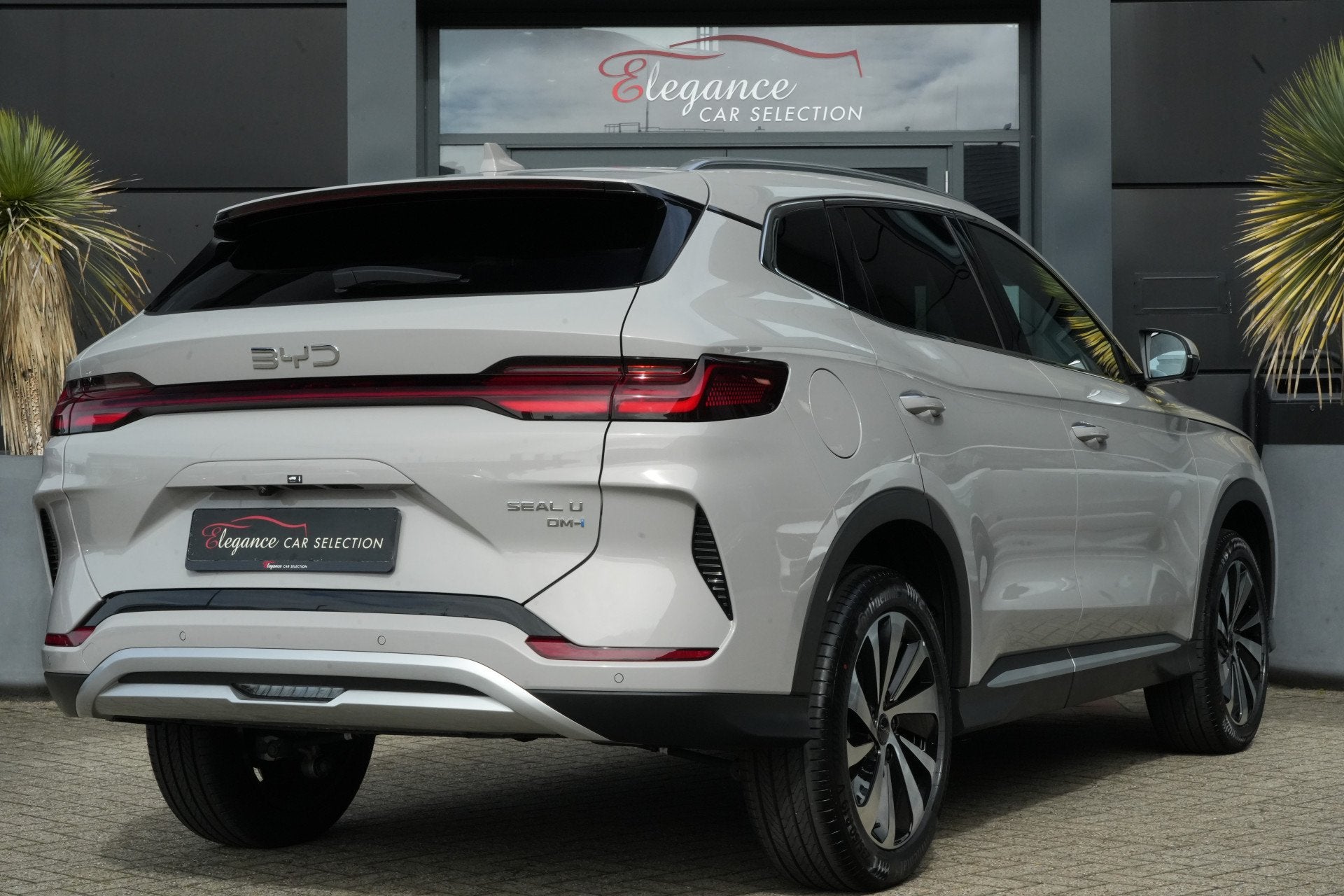 BYD SEAL U 1.5 DM-i PHEV AWD Design | 324 PK | Pano | 360°, Auto's, BYD, Automaat, Seal U, Automatische klimaatregeling, Vierwielaandrijving