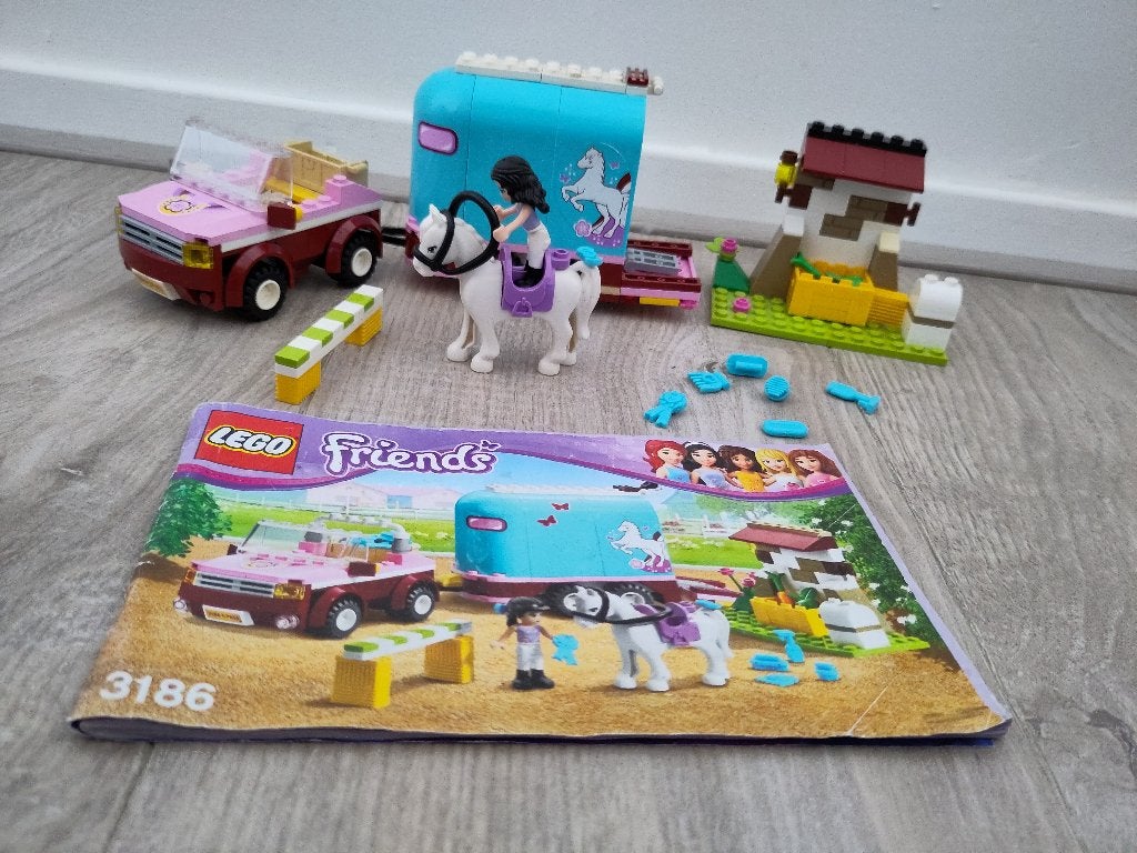 Emma's paardentrailer (Lego 3186), Kinderen en Baby's, Speelgoed | Duplo en Lego, Ophalen, Gebruikt, Lego, Friends